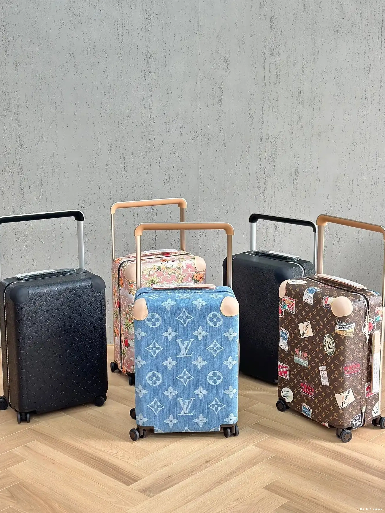 SUITCASE EMBOSSED HORIZON CUSTOM MONOGRAM 37L 55 CABIN 0706